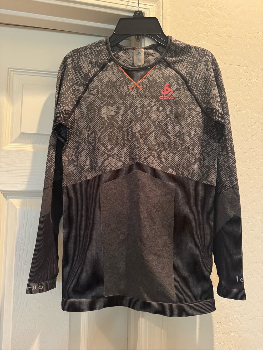 Odlo Women's Blackcomb Long-Sleeve Baselayer Top Size Medium Compression Gray